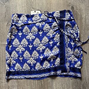 Zara Royal Blue and Cream Patterned Skirt